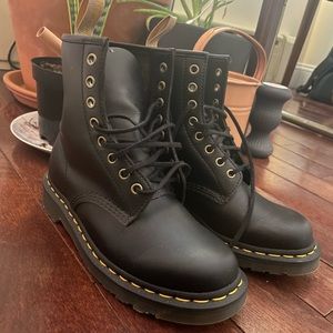 Dr Marten boots (vegan)